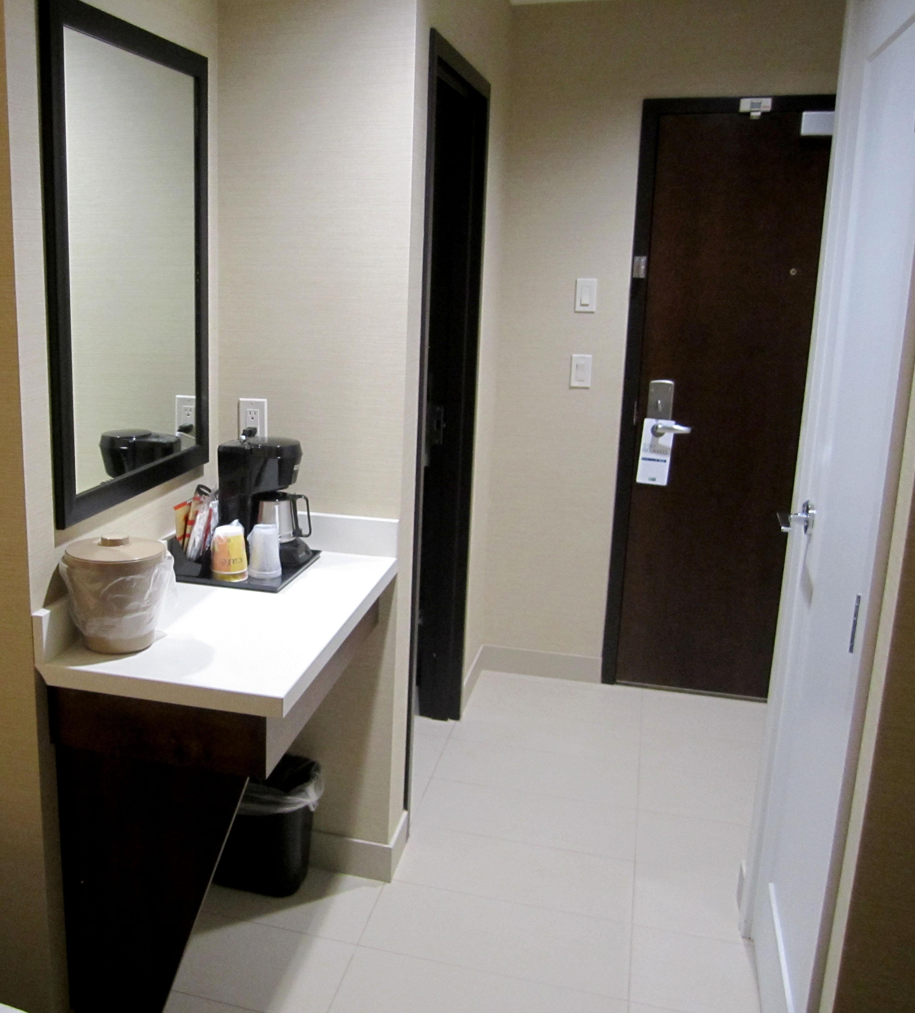 Holiday Inn Express Golden-Kicking Horse By Ihg Exteriér fotografie