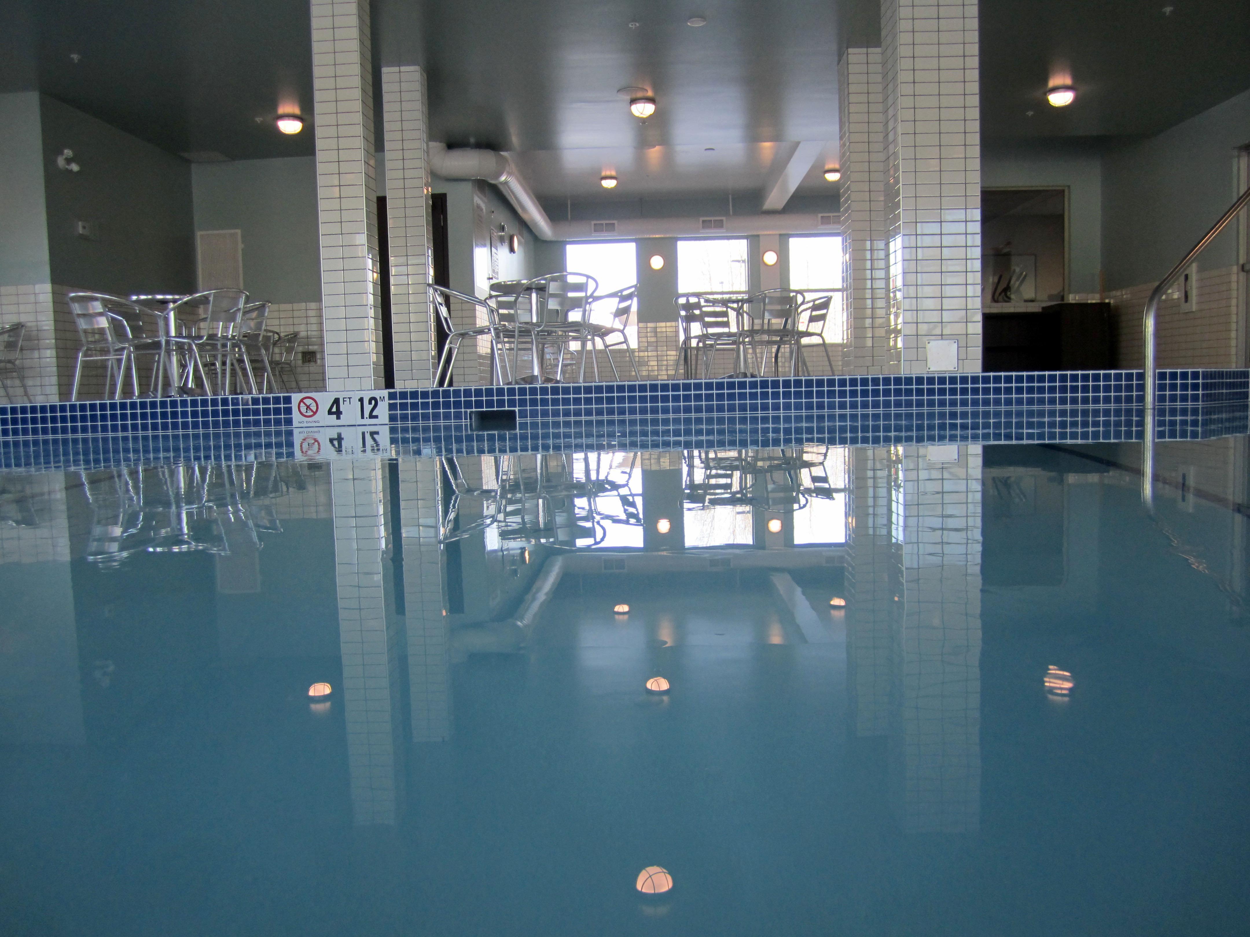 Holiday Inn Express Golden-Kicking Horse By Ihg Exteriér fotografie