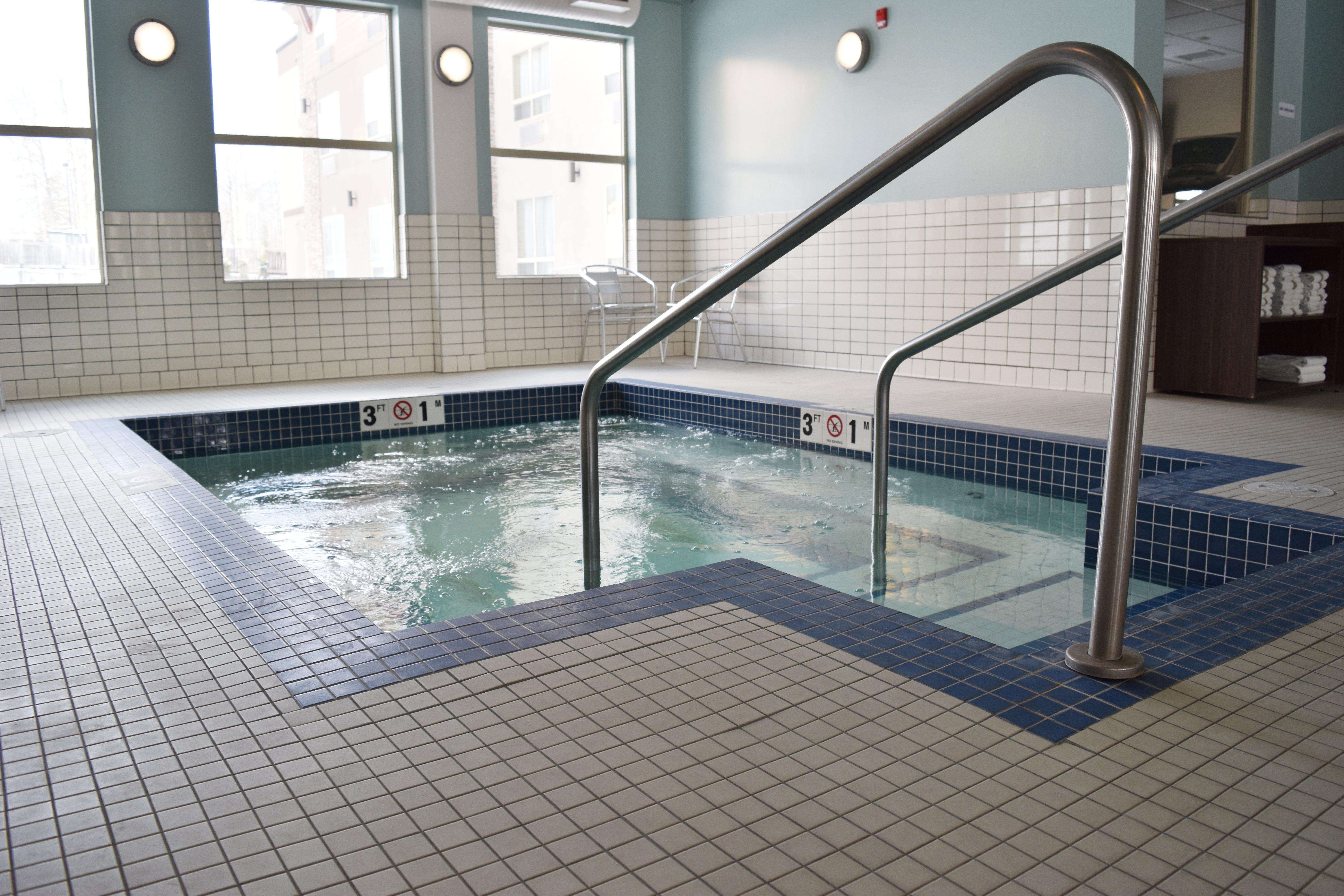 Holiday Inn Express Golden-Kicking Horse By Ihg Exteriér fotografie